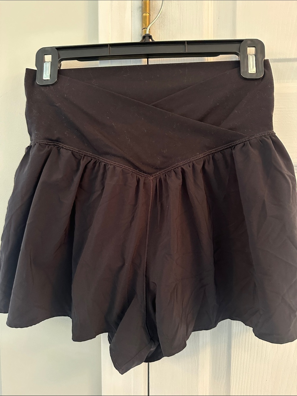 Offline by Aerie Real Me Crossover Waist Black Shorts- size Medium